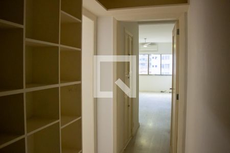 Apartamento à venda com 105m², 3 quartos e sem vagaSala