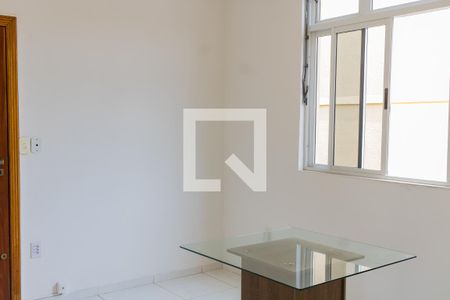 Sala de apartamento à venda com 2 quartos, 46m² em Inhaúma, Rio de Janeiro