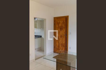 Sala de apartamento à venda com 2 quartos, 46m² em Inhaúma, Rio de Janeiro