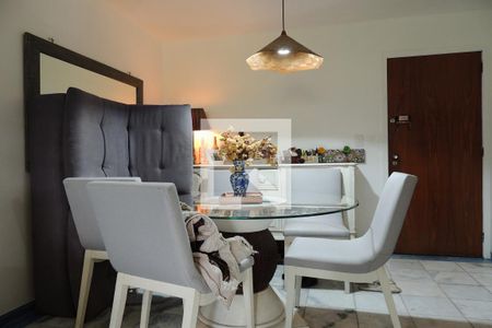 Sala  de apartamento para alugar com 3 quartos, 94m² em Jacarepaguá, Rio de Janeiro