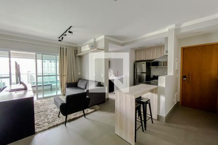 Sala/Quarto de apartamento para alugar com 1 quarto, 55m² em Vila Regente Feijó, São Paulo
