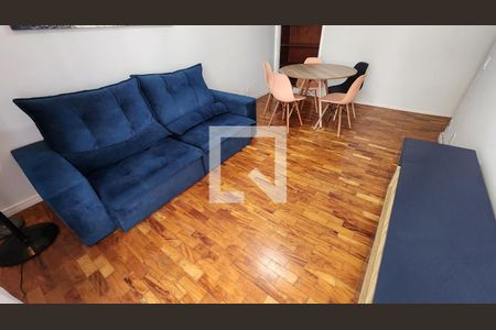 Detalhe Sala de apartamento para alugar com 3 quartos, 97m² em Gonzaga, Santos