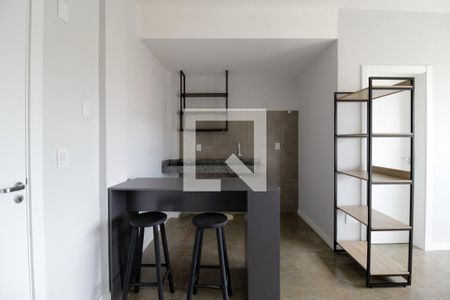 Studio para alugar com 30m², 1 quarto e 1 vagaSala/Cozinha/Quarto