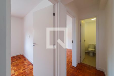 Corredor de apartamento à venda com 2 quartos, 66m² em Vila Deodoro, São Paulo