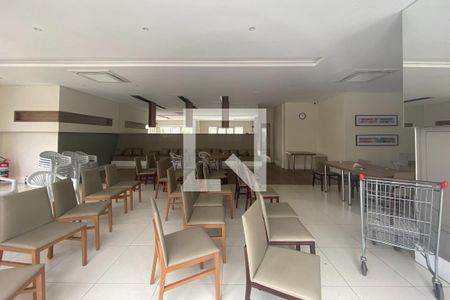 Apartamento à venda com 69m², 2 quartos e 1 vaga Apartamento à venda com 69m², 2 quartos e 1 vagaÁrea comum - Salão de festas