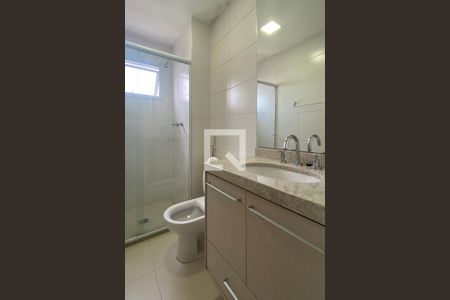 Apartamento à venda com 69m², 2 quartos e 1 vaga Apartamento à venda com 69m², 2 quartos e 1 vagaBanheiro da Suíte