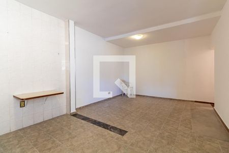 Casa 1 - Sala e Cozinha de casa para alugar com 4 quartos, 245m² em Jardim São Jorge, Guarulhos