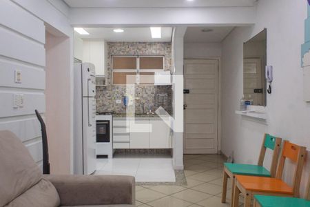 Sala de apartamento para alugar com 1 quarto, 45m² em Vila Alzira, Guarujá