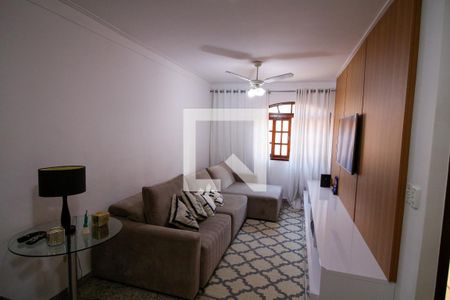 Sala de TV de casa de condomínio à venda com 3 quartos, 137m² em Penha de França, São Paulo