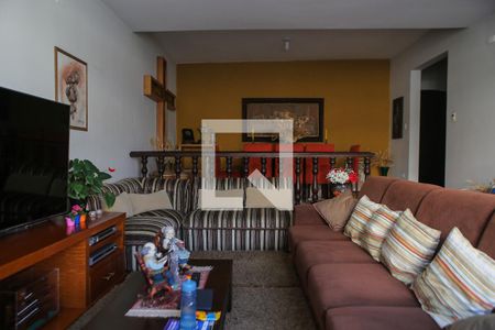 Sala de apartamento para alugar com 4 quartos, 166m² em Gonzaga, Santos