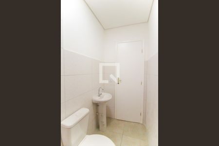 Banheiro de apartamento para alugar com 1 quarto, 33m² em Jardim Angela (zona Leste), São Paulo