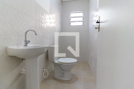 Banheiro de apartamento para alugar com 1 quarto, 33m² em Jardim Angela (zona Leste), São Paulo