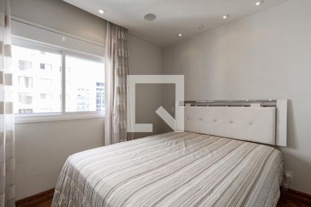 Suite  de apartamento à venda com 2 quartos, 95m² em Vila Olímpia, São Paulo