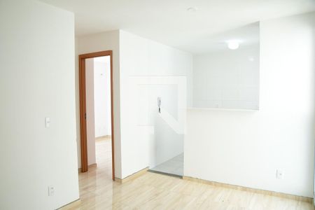 Sala de apartamento para alugar com 2 quartos, 45m² em Jardim Caiapia, Cotia