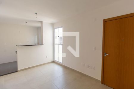 Sala de apartamento para alugar com 2 quartos, 42m² em Jansen, Gravataí