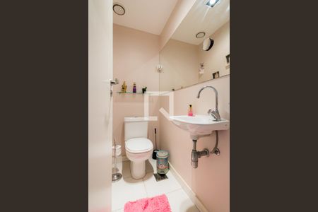 Lavabo de apartamento para alugar com 3 quartos, 98m² em Jacarepaguá, Rio de Janeiro