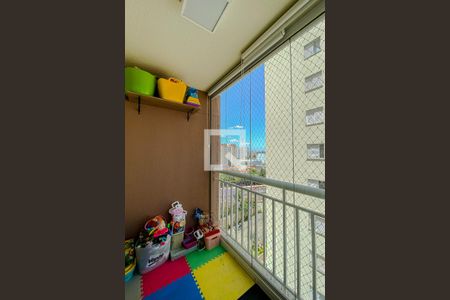 Varanda de apartamento à venda com 3 quartos, 65m² em Vila Piratininga, São Paulo