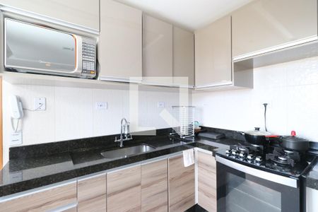 Cozinha de apartamento à venda com 1 quarto, 42m² em Vila Euthalia, São Paulo