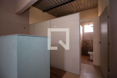 Corredor de kitnet/studio para alugar com 1 quarto, 25m² em Setor Habitacional Sol Nascente, Brasília
