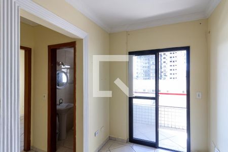 Detalhe da sala de apartamento para alugar com 1 quarto, 64m² em Boqueirão, Praia Grande