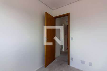 Quarto 1 de apartamento à venda com 2 quartos, 36m² em Santa Maria, Osasco