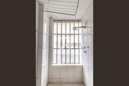 Banheiro de apartamento para alugar com 1 quarto, 30m² em Centro, São Paulo