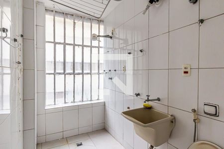 Banheiro de apartamento para alugar com 1 quarto, 30m² em Centro, São Paulo