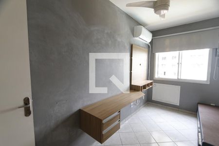 quarto 1 de apartamento para alugar com 2 quartos, 58m² em Itanhangá, Rio de Janeiro