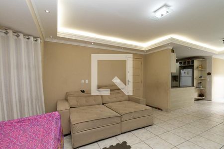 Casa à venda com 224m², 3 quartos e 4 vagasSala