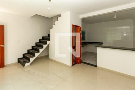 Sala de casa de condomínio à venda com 3 quartos, 141m² em Chácara Belenzinho, São Paulo