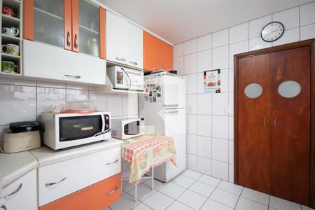 Apartamento à venda com 125m², 3 quartos e 2 vagas Apartamento à venda com 125m², 3 quartos e 2 vagasCozinha