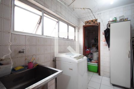 Apartamento à venda com 125m², 3 quartos e 2 vagas Apartamento à venda com 125m², 3 quartos e 2 vagasÁrea de Serviço