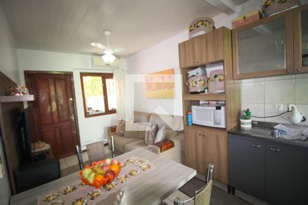 Sala / Cozinha de casa à venda com 2 quartos, 42m² em São José, Canoas