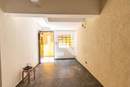 Sala de casa para alugar com 1 quarto, 70m² em Conjunto Residencial Santa Terezinha, São Paulo