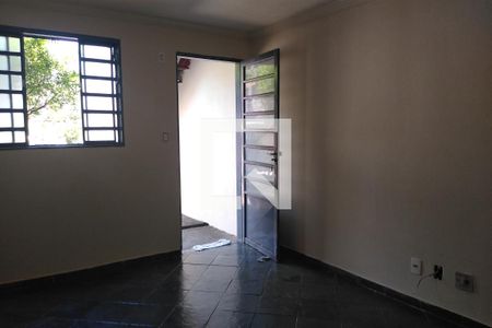 Sala de apartamento para alugar com 2 quartos, 45m² em Campo Grande, Rio de Janeiro