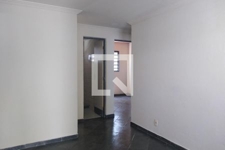 Sala de apartamento para alugar com 2 quartos, 45m² em Campo Grande, Rio de Janeiro