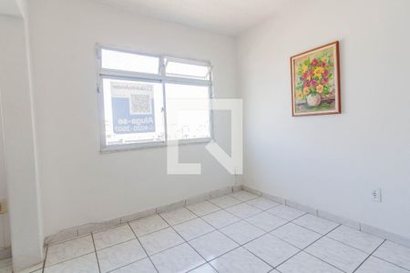 Sala  de apartamento para alugar com 2 quartos, 50m² em Barreiros, São José