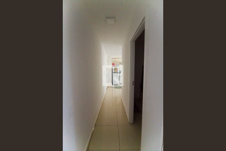 Corredor de apartamento para alugar com 2 quartos, 45m² em Colônia (zona Leste), São Paulo