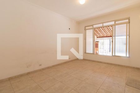 Casa à venda com 294m², 4 quartos e 5 vagasSala