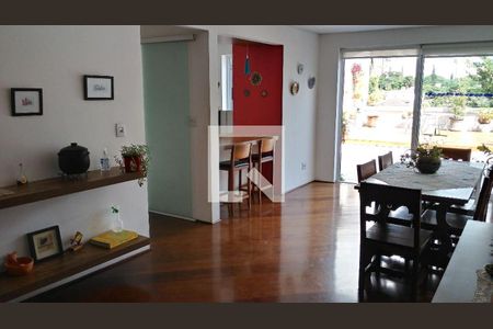 Casa à venda com 3 quartos, 222m² em Instituto de Previdencia, São Paulo