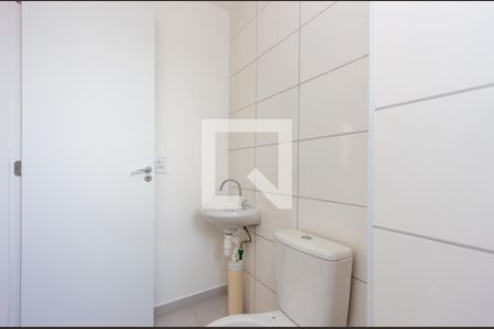 Apartamento à venda com 40m², 2 quartos e sem vaga Apartamento à venda com 40m², 2 quartos e sem vagaBanheiro