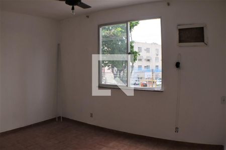 Quarto 1 de apartamento para alugar com 2 quartos, 70m² em Taquara, Rio de Janeiro