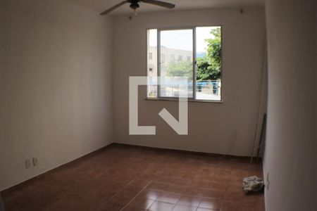 Sala de apartamento para alugar com 2 quartos, 70m² em Taquara, Rio de Janeiro