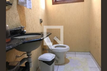 Banheiro de casa à venda com 3 quartos, 400m² em Jardim Santa Cecília, Guarulhos