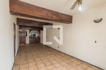 Sala de casa para alugar com 2 quartos, 100m² em Ramos, Rio de Janeiro