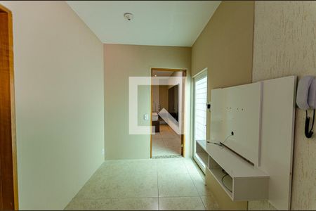 Sala de casa para alugar com 2 quartos, 70m² em Piratininga, Niterói