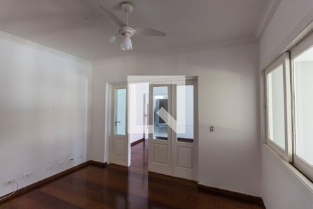 Apartamento à venda com 670m², 6 quartos e 6 vagas Apartamento à venda com 670m², 6 quartos e 6 vagasSala de TV