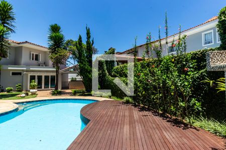 Apartamento à venda com 670m², 6 quartos e 6 vagas Apartamento à venda com 670m², 6 quartos e 6 vagasPiscina