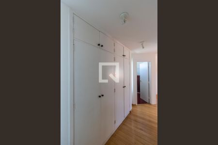 Apartamento à venda com 670m², 6 quartos e 6 vagas Apartamento à venda com 670m², 6 quartos e 6 vagasSuíte 2