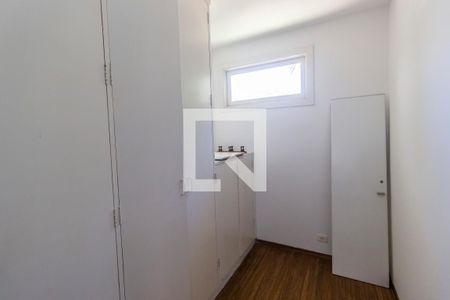 Apartamento à venda com 670m², 6 quartos e 6 vagas Apartamento à venda com 670m², 6 quartos e 6 vagasDespensa